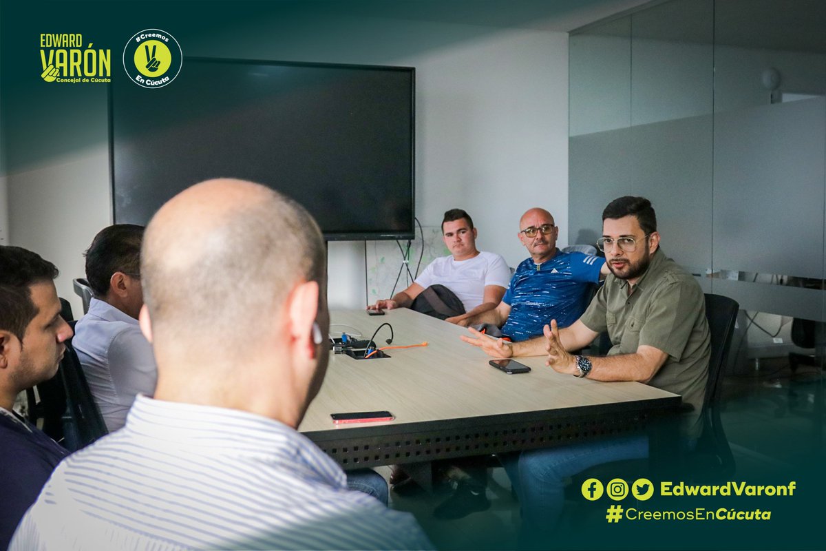EdwardVaronF's tweet photo. Buenas noticias para la comunidad del barrio Gaitán.  En los próximos 15 días iniciará el mejoramiento de la vía principal conocida como La Calera ubicaba en la calle 19 entre las avenidas 23 y 25  por parte de la Secretaría de Infraestructura Municipal.  
#ConcejalEdwardVarón https://t.co/5YKjVu4xbT