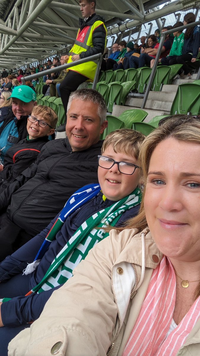 mmurphy05's tweet photo. My dad's first time to The Aviva 🇮🇪🏉
My boys 1st time to see Ireland Play ☘️
#IREvITA #shouldertoshoulder #TeamOfUs @IrishRugby @RTEsport https://t.co/bWpXCZXluG