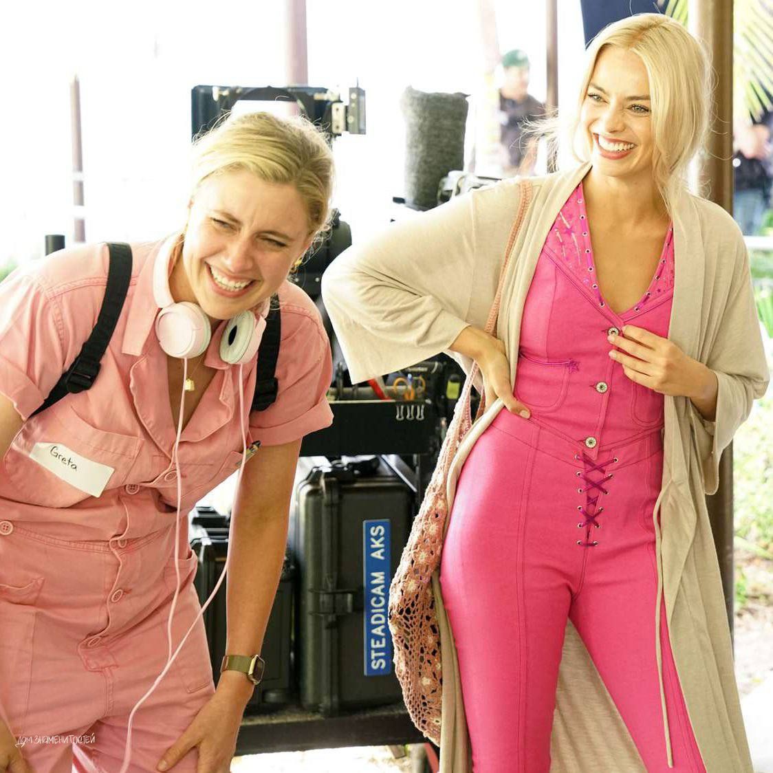 mostfan_'s tweet photo. #Barbie director, #GretaGerwig and actors #MargotRobbie and #RyanGosling are not under contract to continue on in the sequel. #MostFan #Netflix https://t.co/J14ind67tH