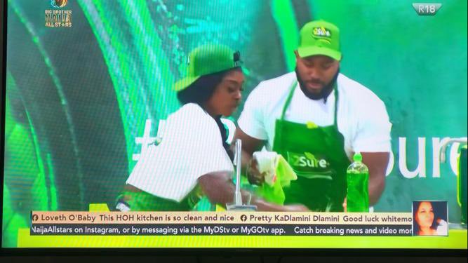 Urielmusicstar's tweet image. 3rd round of the #2Sure challenge and our Star and her BFF washed 11 plates in 60 seconds!!! 

Highest so far! 🔥🔥😮‍💨😮‍💨🔥
URISTARS💫🔥, we are so close to winning today's challenge, fingers crossed 🤞 as we say our prayers😩❤️ 

#BBNaijaAllStars #BBNaija #Uriel