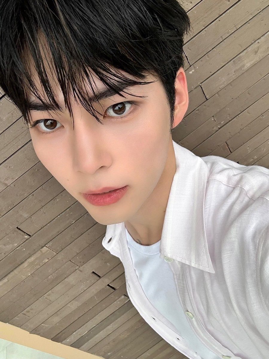 gyuvinlv's tweet photo. happy level up nova syg, ini telat banget pliss maafl yaa T_Tπ·π @vasweetss
#novaday #novakembangdesa
#from04zeu https://t.co/Jd6A2KKkwm