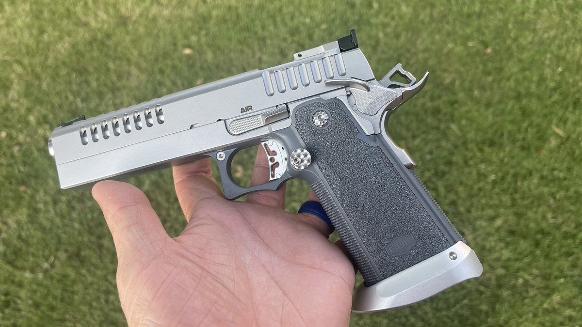 TheHumbleMrksmn's tweet image. Spending some time with the Bul Armory Air this weekend.  #uspsa #ipsc