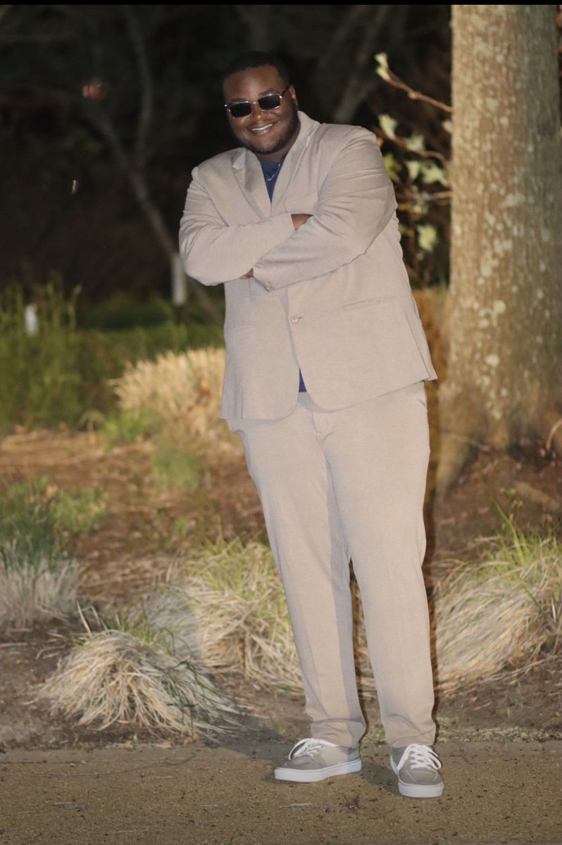 #WhosWhoOfJSU
- Jason J
- Electric Engineering⚡️
- 〽️ichigan 
- JSU ‘24🎓
- Thee 78th SGA President🐅
- Alpha Phi Alpha Fraternity Inc.🦍, Honors College, Blue S.T.R.E.A.K, NAACP, and plenty more
- The last ride gotta be the best one‼️