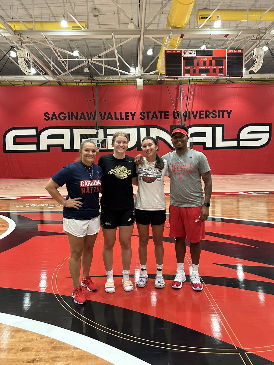 CMill2025_'s tweet photo. Thank you to @svsuwbb @CoachPruettSVSU @CoachRobMcD for an amazing elite camp!! @mipremier2025 @fgrhoops https://t.co/S8C2RNugNf
