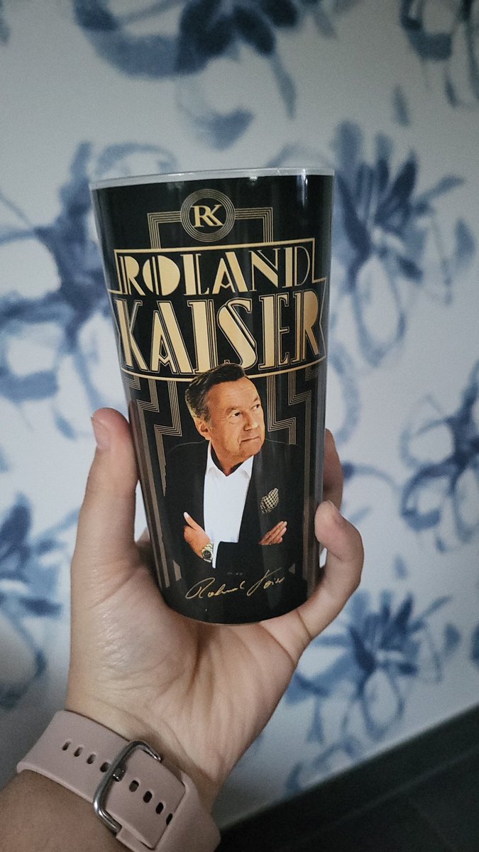AnnZeiger_'s tweet photo. 😊#kaisermania https://t.co/j5de56CgVh