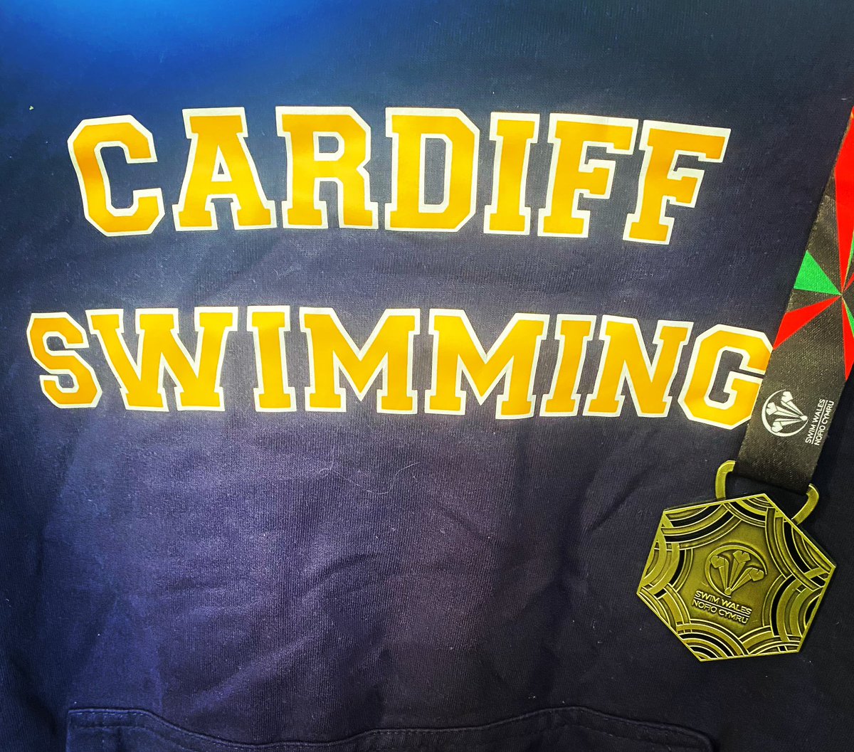 Richedwards1982's tweet photo. 1 Race on day 3 for @RossEdw76918567 at the @SwimWales Summer Nationals but he has done it again, another PB and came away as 14yr 200 Butterfly Welsh Champion!! Well done Son!! π΄σ §σ ’σ ·σ ¬σ ³σ ΏπββοΈπ₯ #proud #champ #swimmer #SWSO23 https://t.co/MYyS64LEBN
