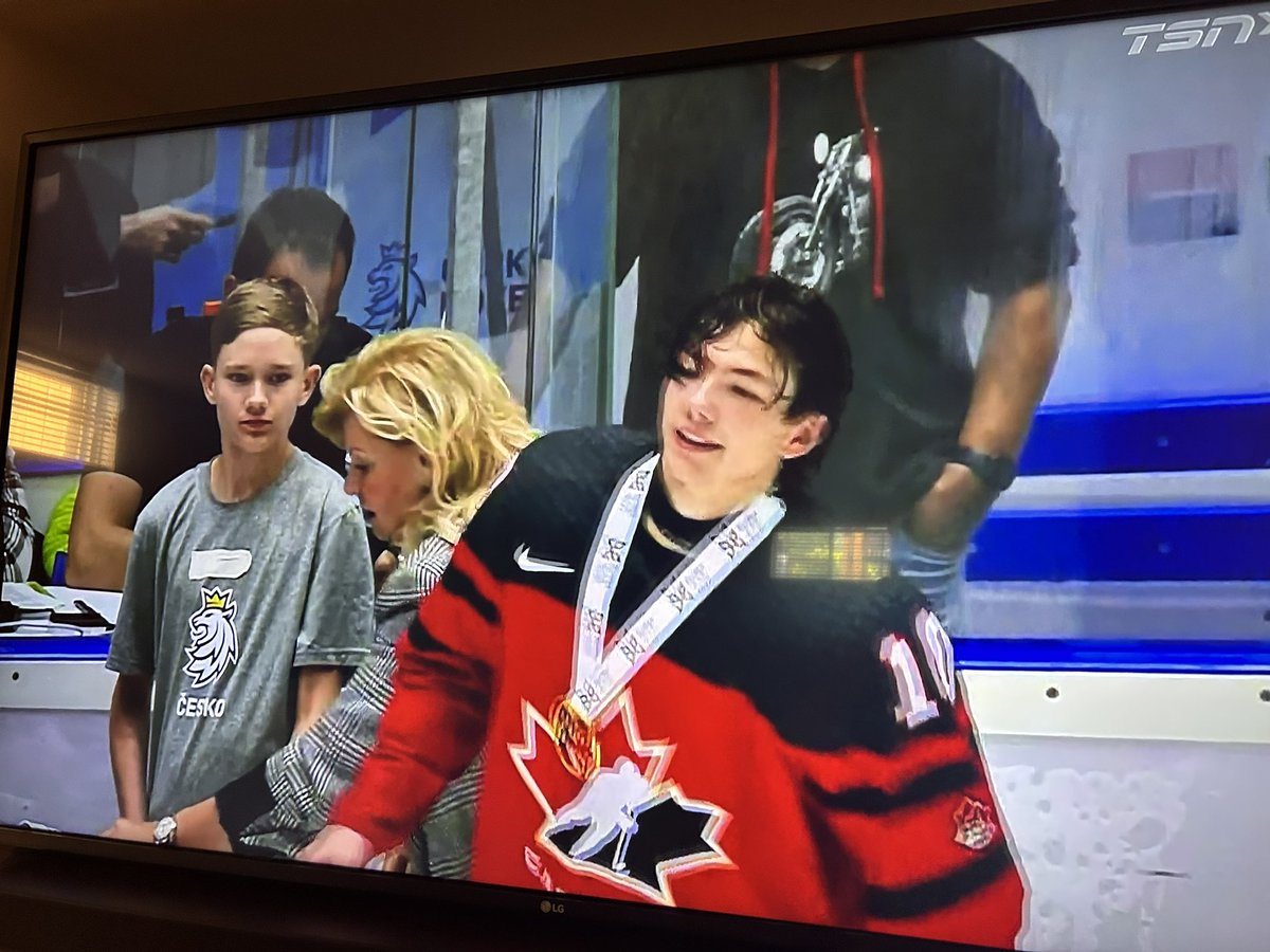 SaskatoonMHA's tweet photo. Huge congratulations to SMHA alumni Berkly Catton &amp; Roger McQueen on winning Gold today with Team Canada at the Hlinka Gretzky Cup!

Both players were major contributors to Canada’s success! 

Well done boys! Enjoy the win!

#HlinkaGretzkyCup https://t.co/L9grLR6Ruz
