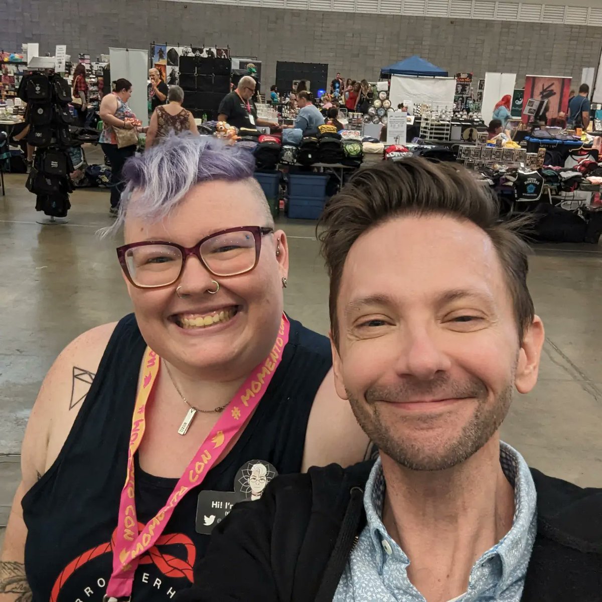 nickelkeep's tweet image. Look at this sweet, incredible guy! #MomentoCon @TheOnlyDJQualls