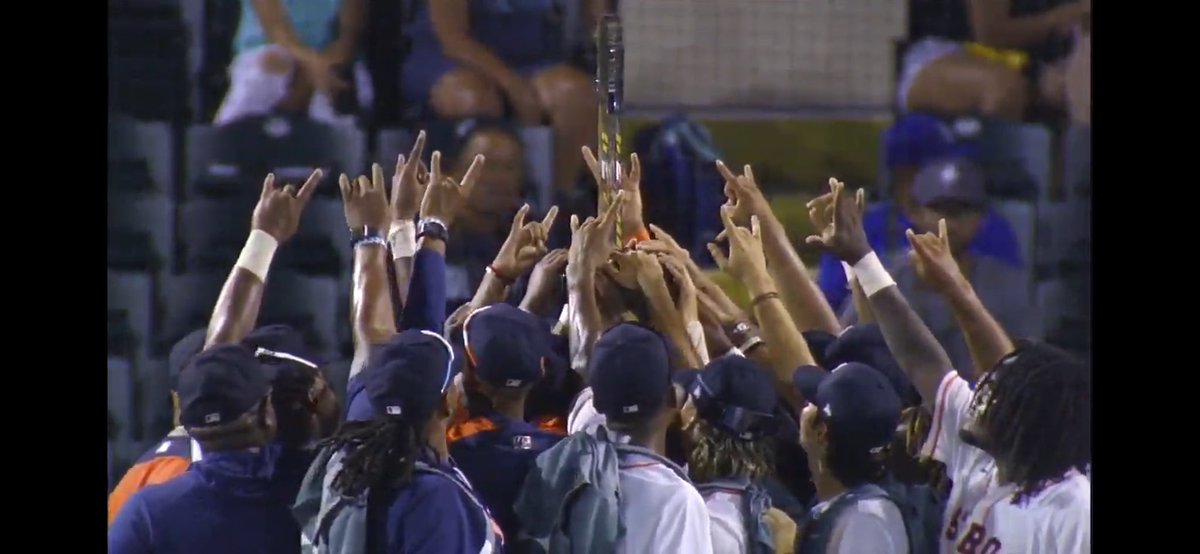 HarrisonEdrick's tweet photo. Job well done!! Trophy has come back home!!! #RBI Astros #Work #Discipline #Focus #Success #National CHAMPIONS!!! https://t.co/crNCPwUDLH