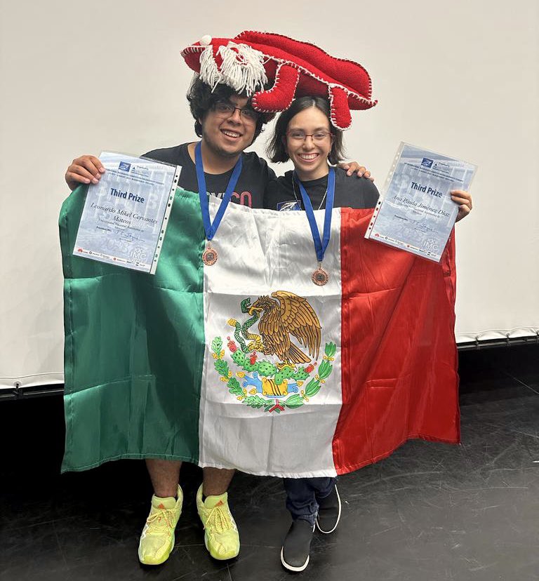MonicaMateosV's tweet photo. #ULTIMAHORA: Ana Paula Jiménez y Míkel Cervantes, alumnos de la @UNAM_MX, logran medalla de BRONCE en la 30 Competencia Internacional de Matemáticas para Estudiantes Universitarios, Bulgaria 2023 @FIUNAM_MX @fciencias 🥳🇲🇽#OrgulloUNAM💪🏻 @ommtw @CDMXOMM https://t.co/sp7vFmgqiL