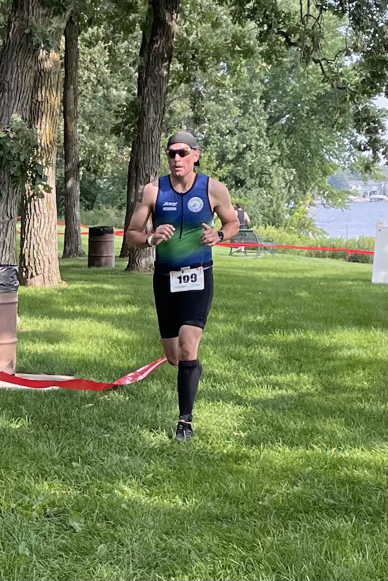 Sellsy28's tweet photo. What a “fast” day! Personal best at this race by 30 seconds, and 2 minutes better than last year. Another too 10, finishing 6th. Made it 3 for 3 on age group wins and back-to-back Graniteman Triathlon Series wins! #hardworkpaysoff💪 #racingisfun #backtobackchamp https://t.co/ZOEzSnyAKf