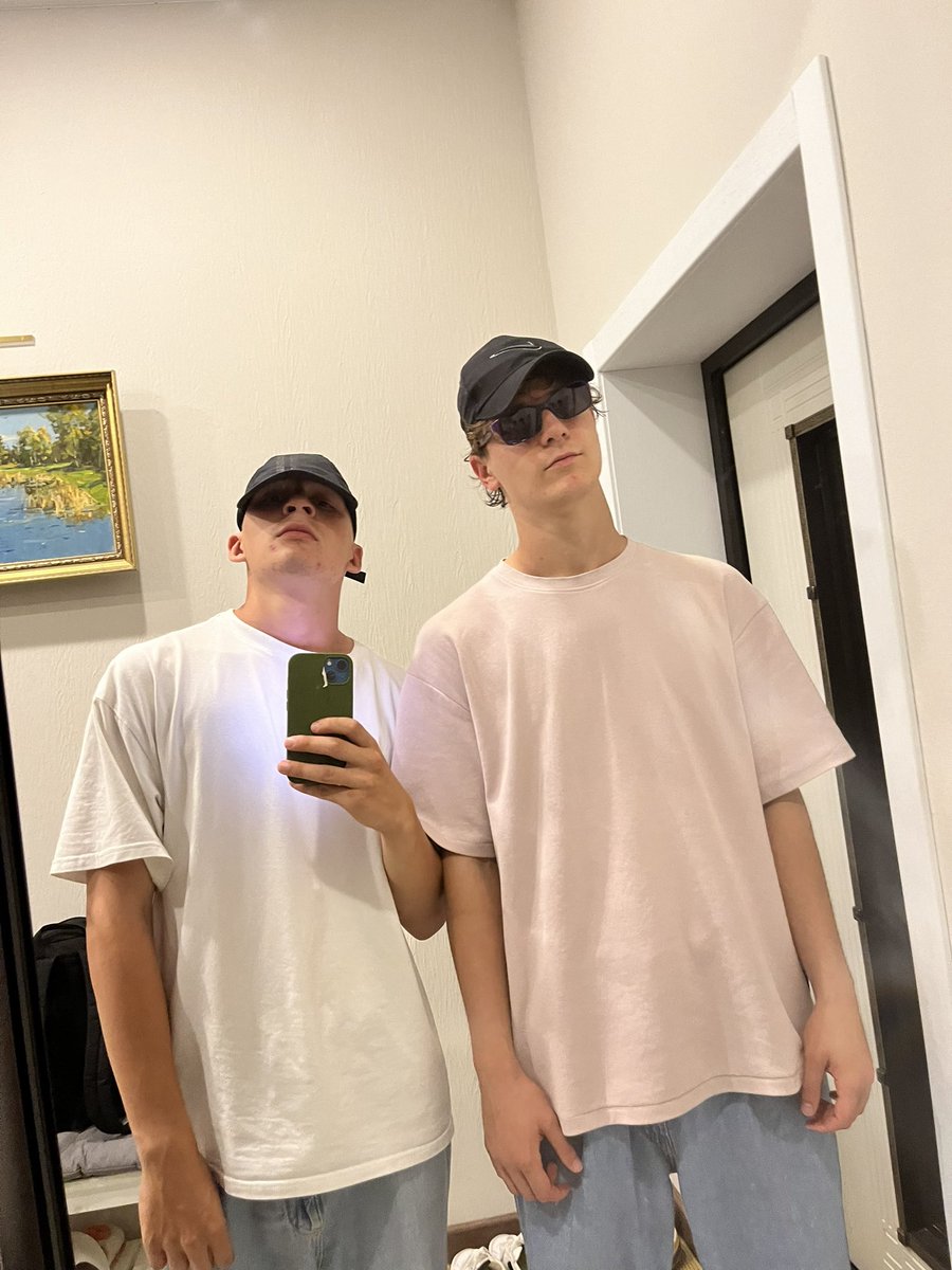 NovProg's tweet image. Собрались с @pr0k0sha на ДК