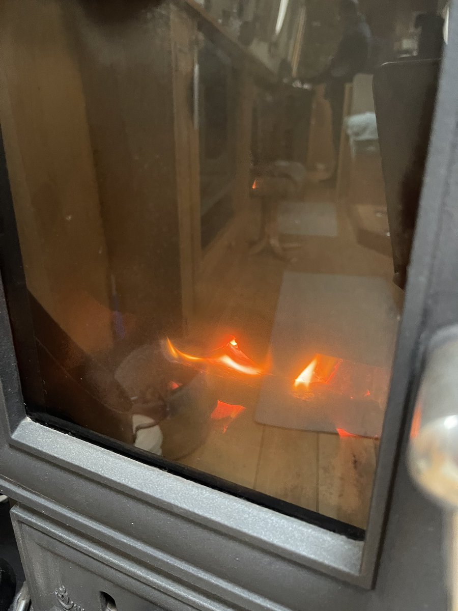 anarrowjourney's tweet photo. Well ….. wasn’t expecting to do this in August !! Mind you - it’s now 30 degrees on Hang Loose and we’re roasting 😂😂 #lightthatfire #boatsthattweet https://t.co/GR8QPU2SL2