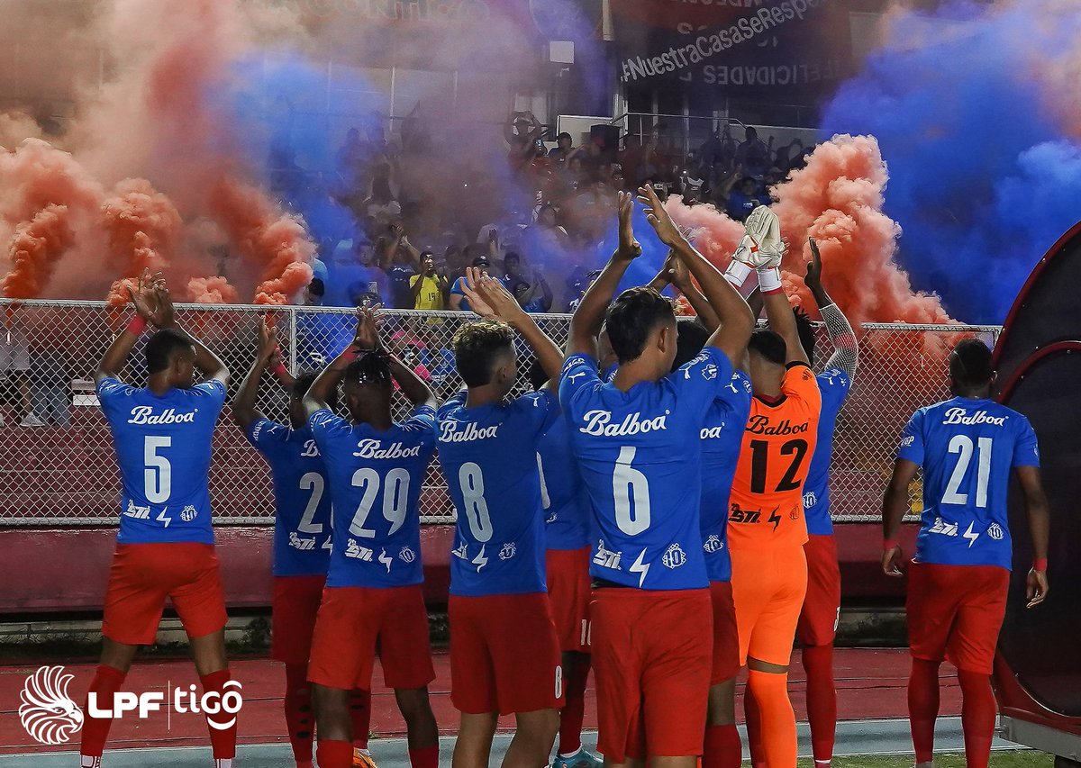 ¡DALE RT🔄 SI ERES PLAZINO!💙❤

#TodosXLaCopa #ClásicoNacional | <a href="/cdplazaamador/">CD Plaza Amador</a>