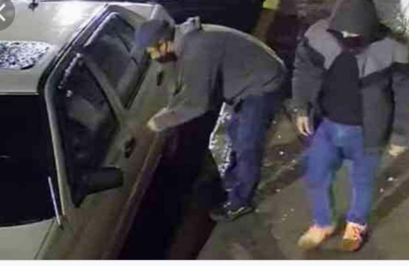 Replica_Tweets's tweet image. #oaxaca El oax real, un camión #robado está madrugada en San Pablo #Huixtepec; además de las motos y autos que diario #roban pero que extrañamente no se dice en las confe de @salomonj @jesusromerooax @SSPC_GobOax @KarinaBaronO 
Ya se le dijo al chófer DENUNCIA!!

@DoroteoMorro