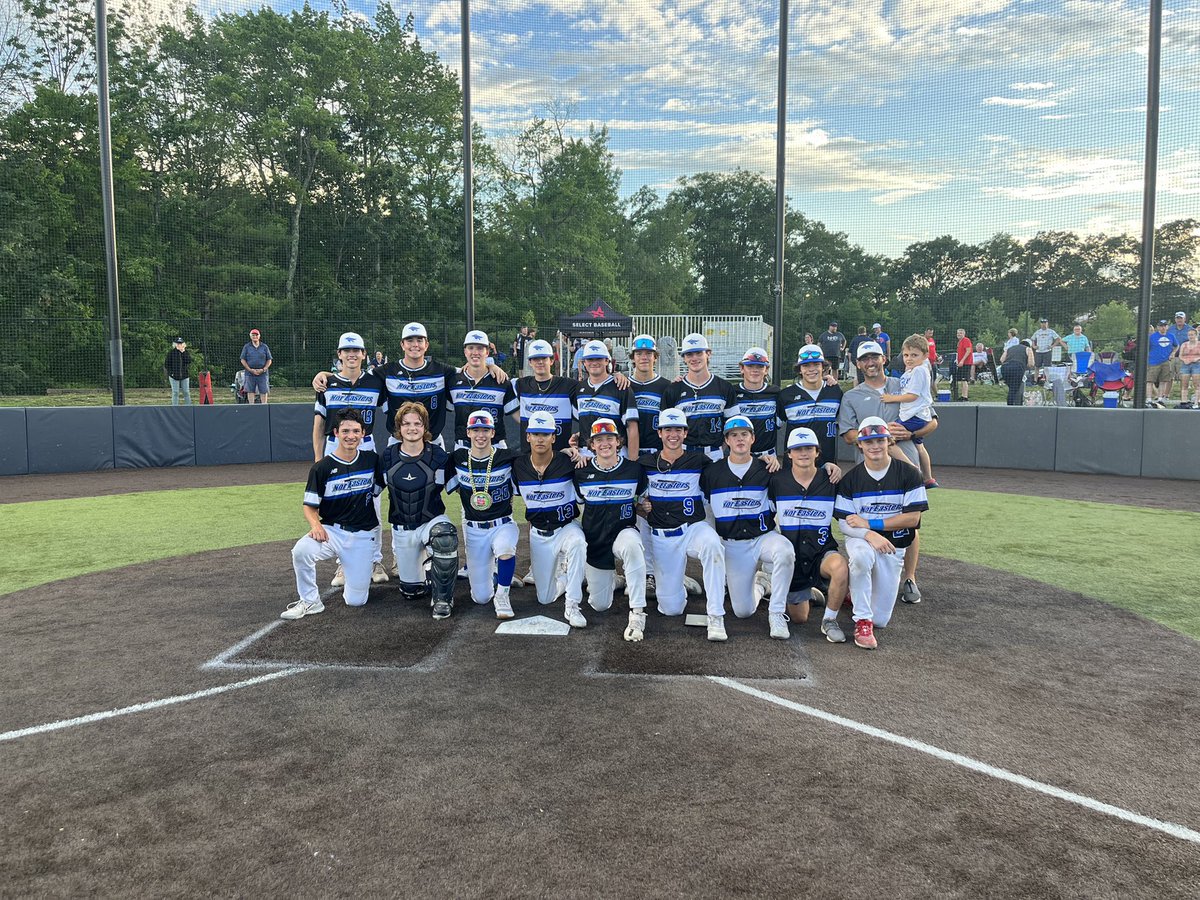 NENorEastersbsb's tweet photo. 16u Runbird National falls in the @selectbsbevents Best of the Best semifinals. 

Incredible 2 year run for this group. 48-13-1 overall record. 

22-2-1 in @PerfectGameUSA events. 2️⃣ @PG_NewEngland 🏆🏆. 

Endless memories https://t.co/h5RXs4ES5Q