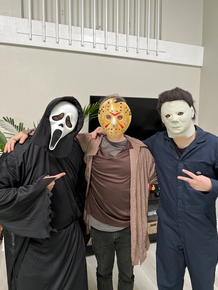 MarcusVeltri's tweet photo. Shot some KILLER content with the boys for Halloween 2023 😈 https://t.co/wedYfbWR3z