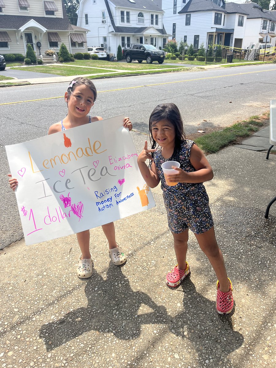 My girls decide to help raise money for Autism Awareness #lemonadestand #autismawareness #longbranch