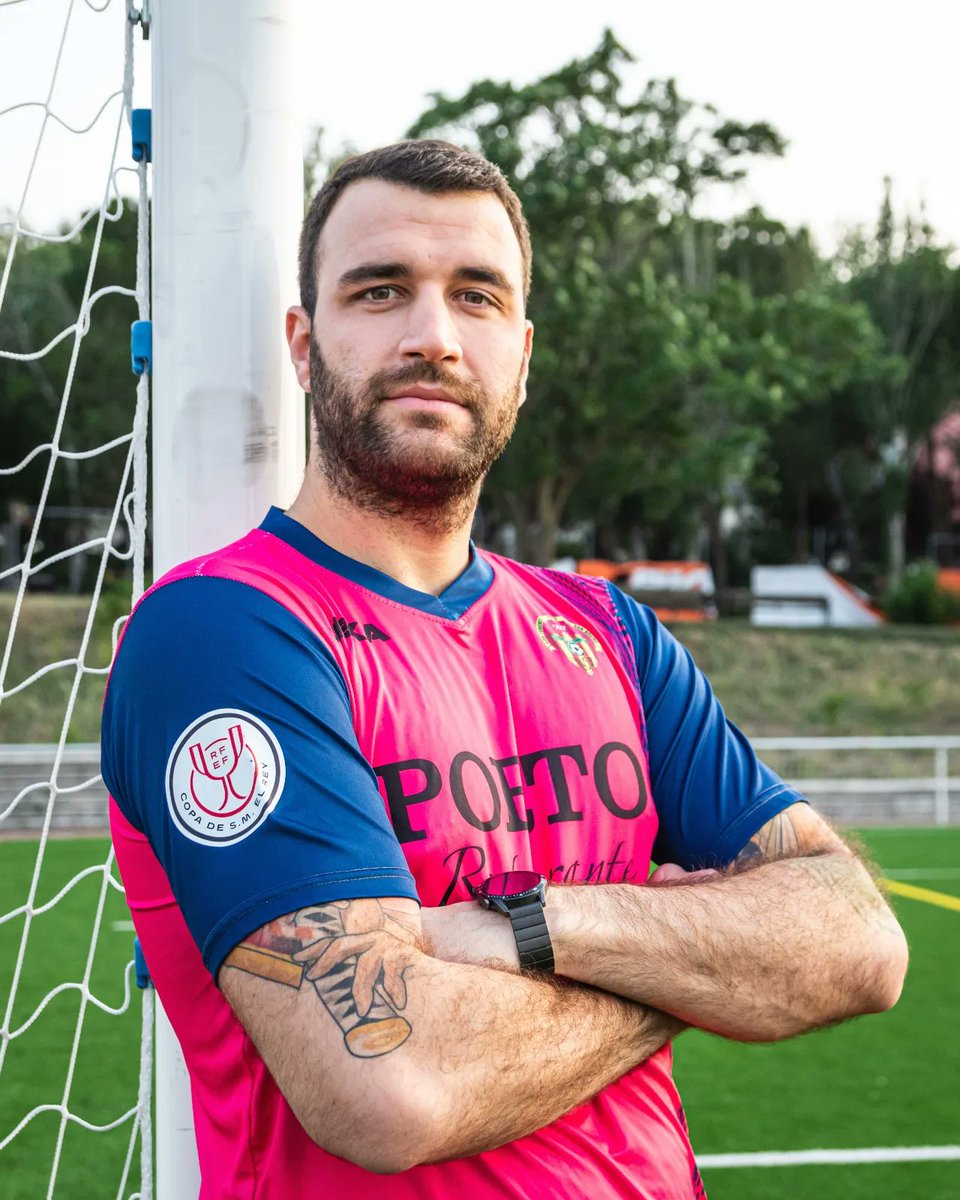 PRIMER EQUIPO I FICHAJE

Dimitrios ✅

Vuelve a los Yébenes después de pasar por el RSC Internacional, CD Fortuna y CD Ciudad de los Ángeles.
Un seguro bajo palos 🔒

Bienvenido al Eustasio Casallo!!