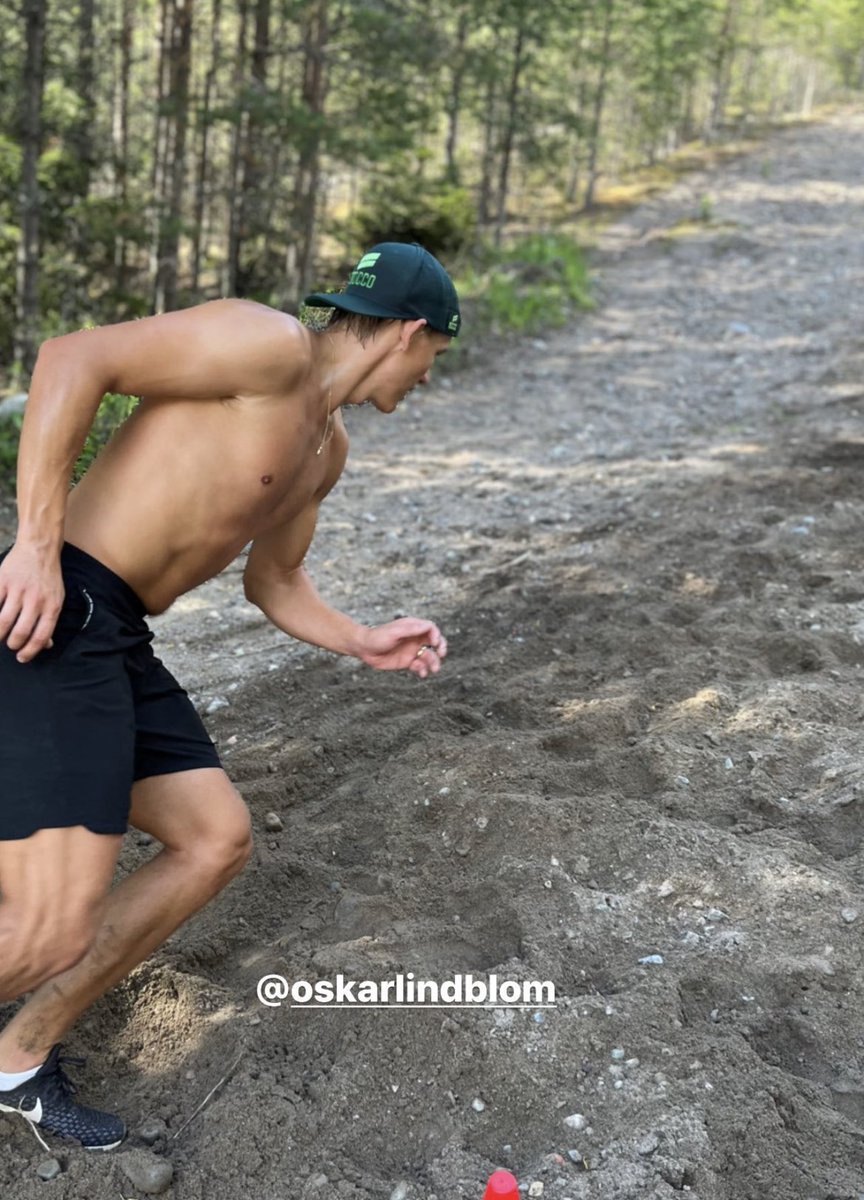 SanJoseSharks's tweet image. 68 days till puck drop…

So here’s a little check-in with the boys 👀💪 #IsItOctoberYet