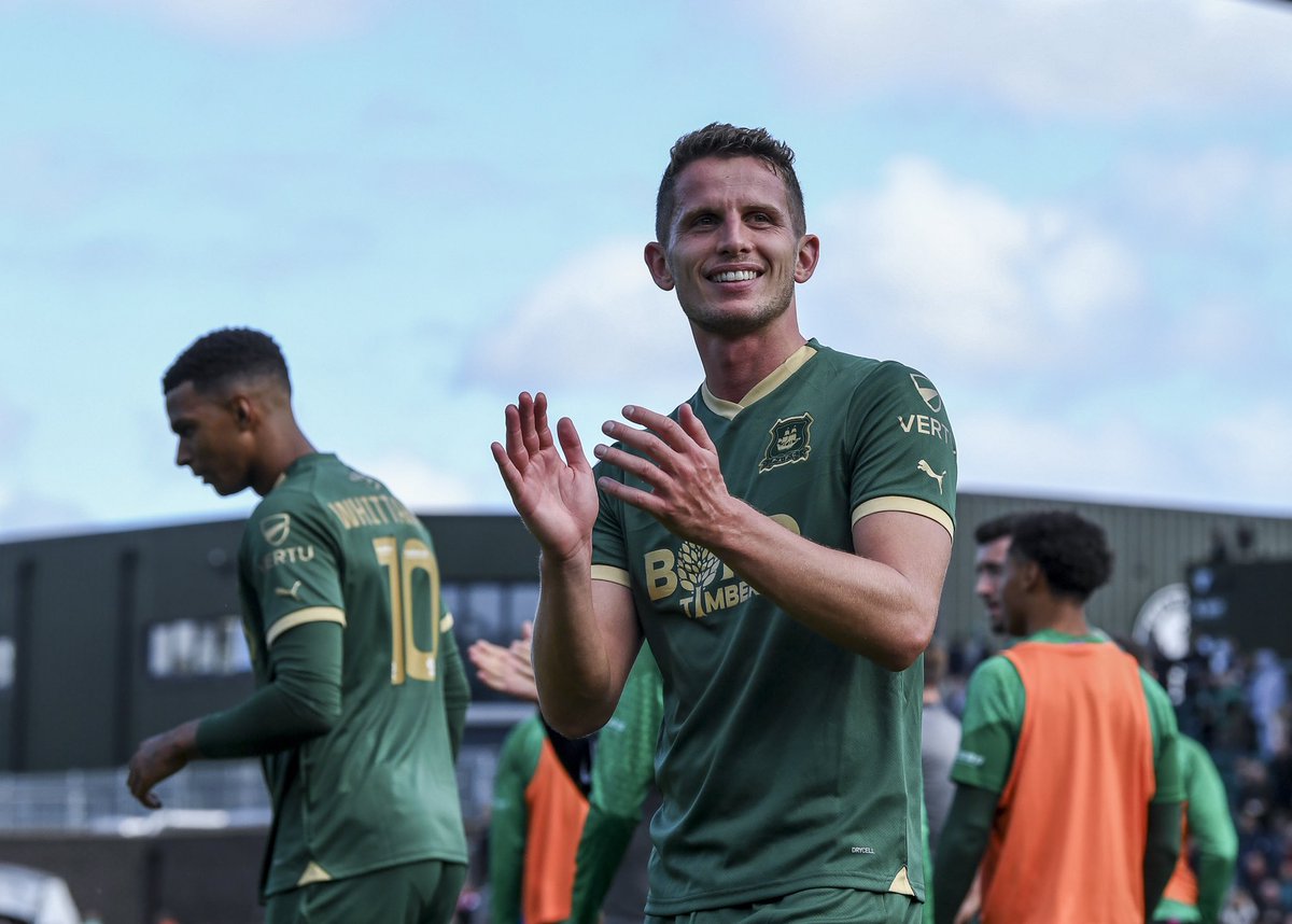 Jordan Houghton tweet media