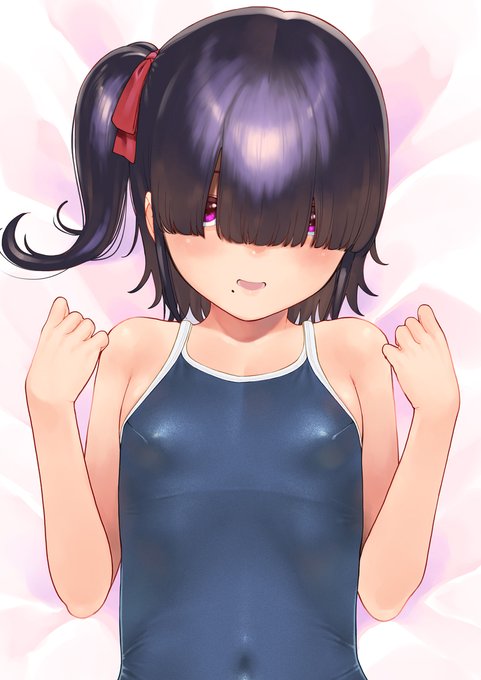 ぺたっ…!💦 えへへ…💦 