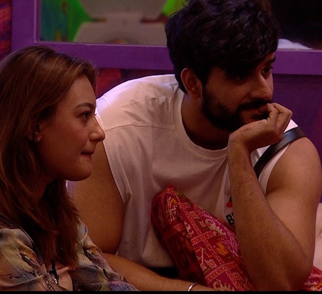 MrJerry361's tweet photo. I started watching #BbOTT2 bcz of viral funny reels of #ManishaRani ❤
Then started watching 24×7 LF bcz of #ElvishYadav ❤
#AbhishekMalhan is good player❤
#AashikaBhatia jb tk bhi thi she was bindaas❤
Best moments: with FAME 🧿♾
⭐No one is perfect⭐
DESERVING WINNER MANISHA https://t.co/vx9Ejl0yXT