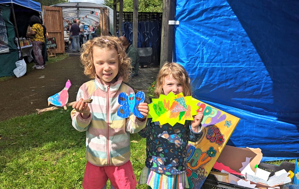 KillavullenMkt's tweet image. Face painting with childrens arts &amp;amp; craft workshops here today at the market, alongside our regular stallholders.

#funforallthefamily #farmersmarket #northcork