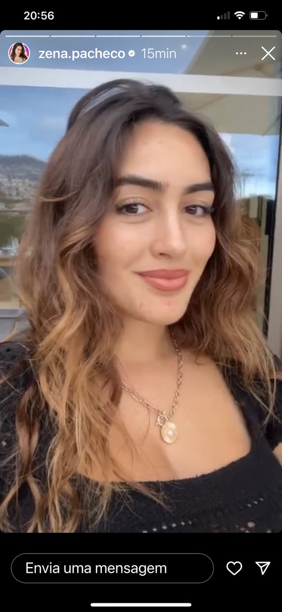MiguelMartinho7's tweet photo. Nunca perde a sua beleza quando a Zena mostra o seu novo cabelo de uma maneira estilosa. Muito linda!
Instagram story da madeirense.
#AnZe #madeirapower https://t.co/bWaEMi1JQG