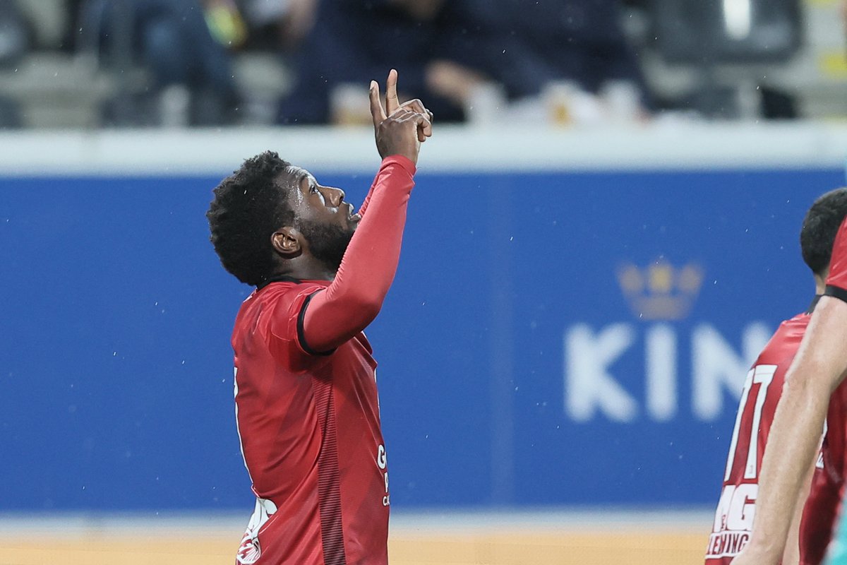 2021 - Xavier Mercier's assist for Mickaël Biron was the first 100% 🇫🇷 goal in the Jupiler Pro League since 23 October 2021 when Abdoulaye Sissako scored thanks to an assist of Jean-Luc Dompé for Zulte against Mechelen. FrenchConnection.
