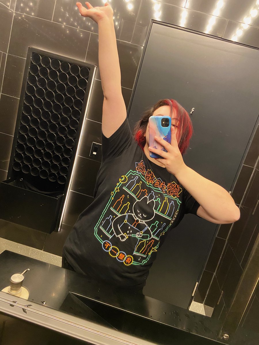 work is catering a huge event at a big casino so i’m ready to bartend forever tonight. gonna be a long day but i got my work life balance shirt on from @popoalu for setup 🍹