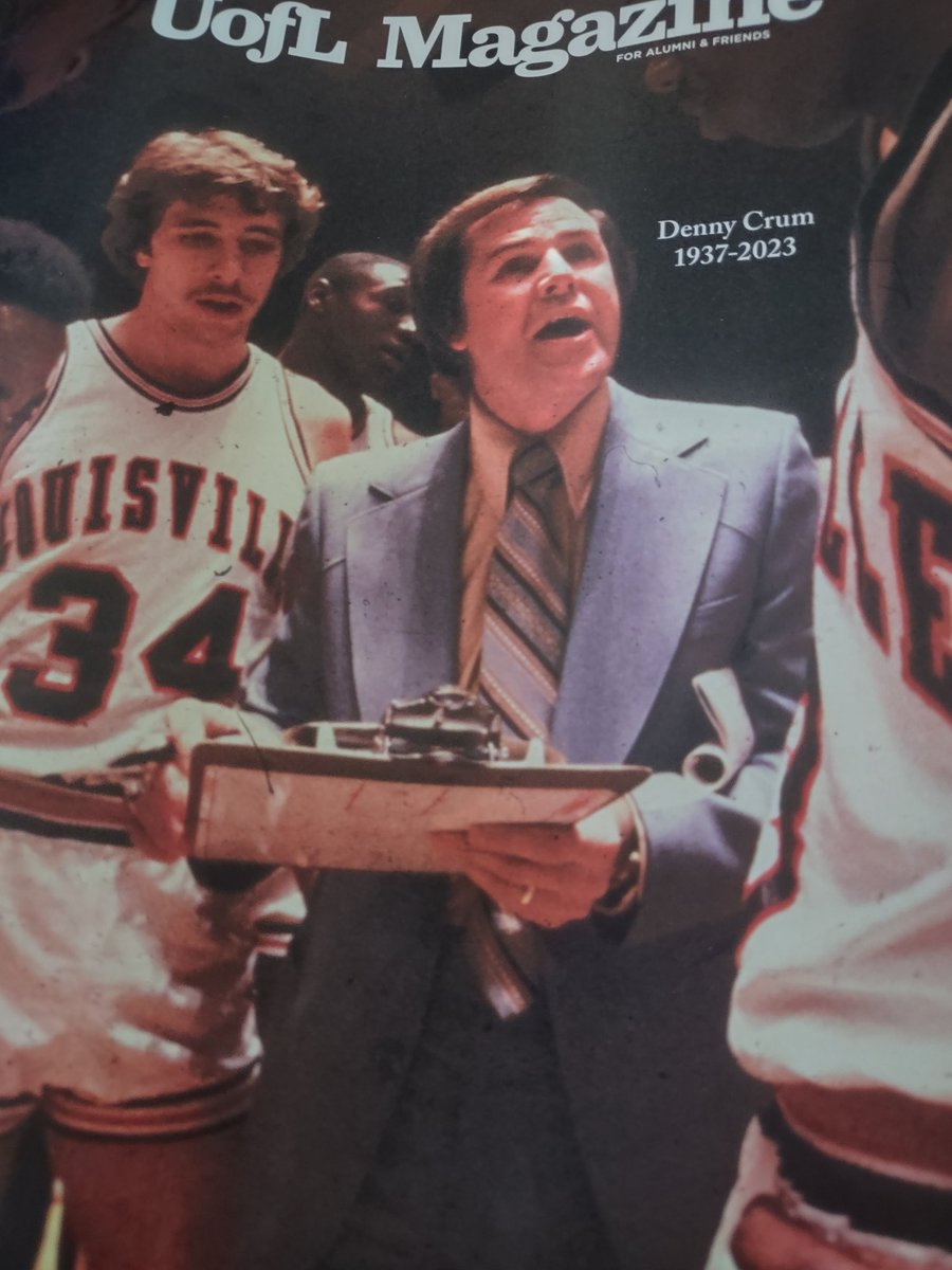 LouGirl502's tweet photo. Well this was sad #GoCards #RIPCoachCrum https://t.co/NHa2NOtntJ