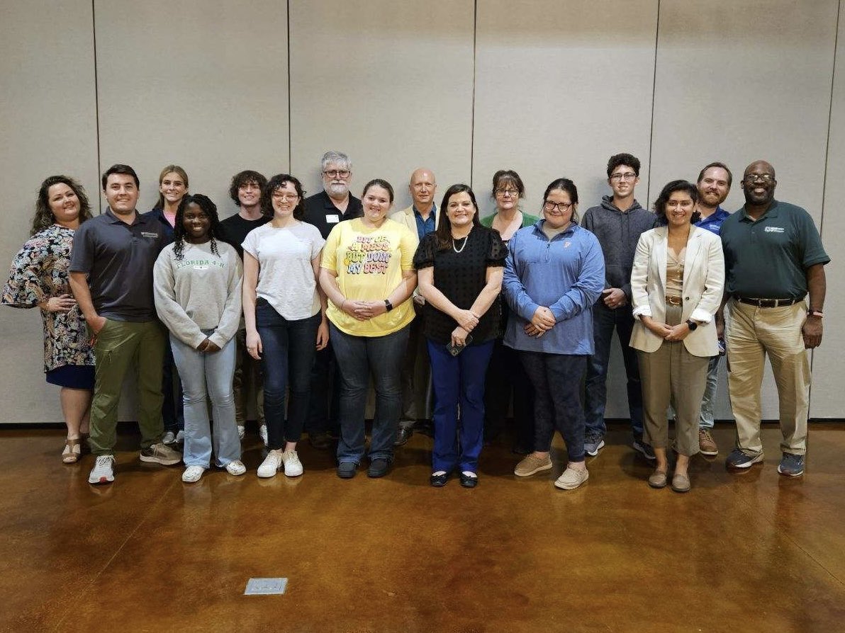 Enjoyed great afternoon with @florida4H State Officers exploring #4H in broader context of #Extension + #landgrant mission with <a href="/UF_IFAS/">UF IFAS Solutions</a> <a href="/IFAS_Extension/">Dr. Andra Johnson</a> leadership + agents across program areas. From #FL4HU right into #training week 🍀 <a href="/IFAS_VP/">Dr. Scott Angle</a>