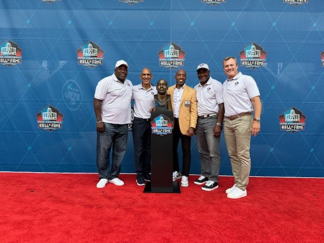 My guys! Congratulations ⁦@rondebarber⁩ so proud of you buddy!