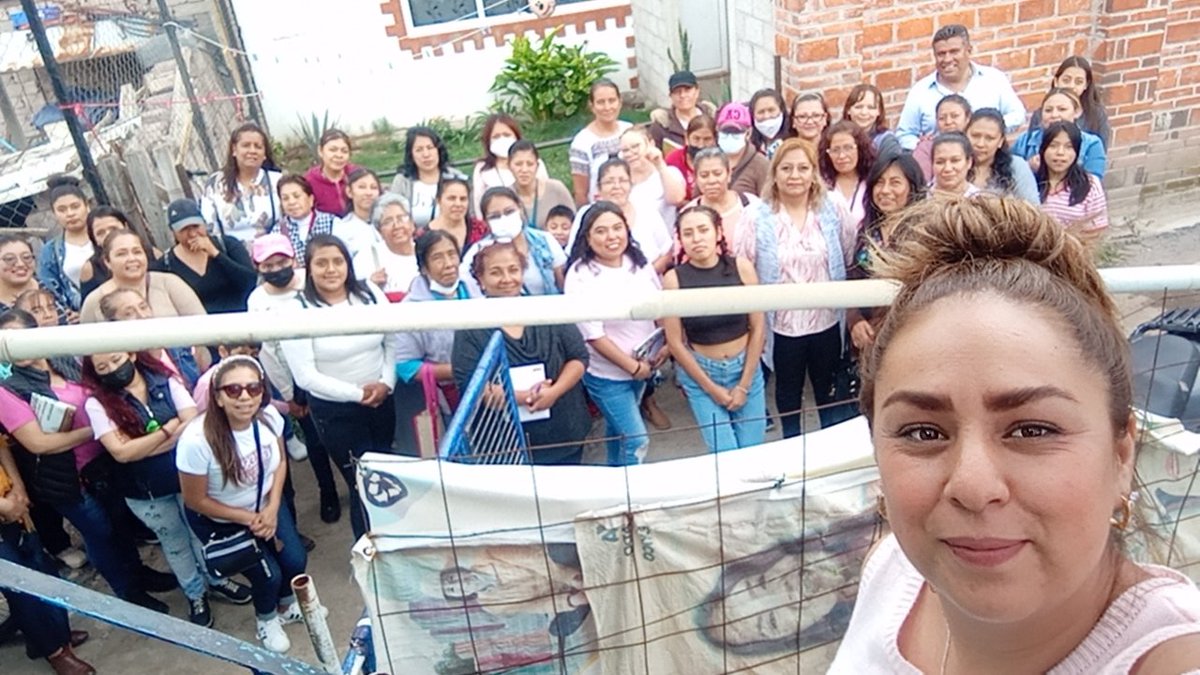 “Cualquier mujer que entienda los problemas de llevar una casa estará más cerca de entender los problemas de llevar un país.”
Gracias chicas ADM.
#ADM
#TULTEPEC
#D19