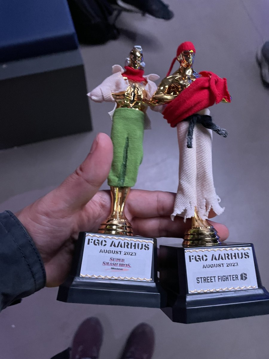 MrKingFunk's tweet photo. Won the Red Bull Gaming Sphere #FGCA monthly in Århus in both Melee and Street Fighter 6!
Thanks to @farcai @synchronnnn for a fun event and to the many people who attended. The future is bright for the Danish FGC. https://t.co/cc3k4XnZFv