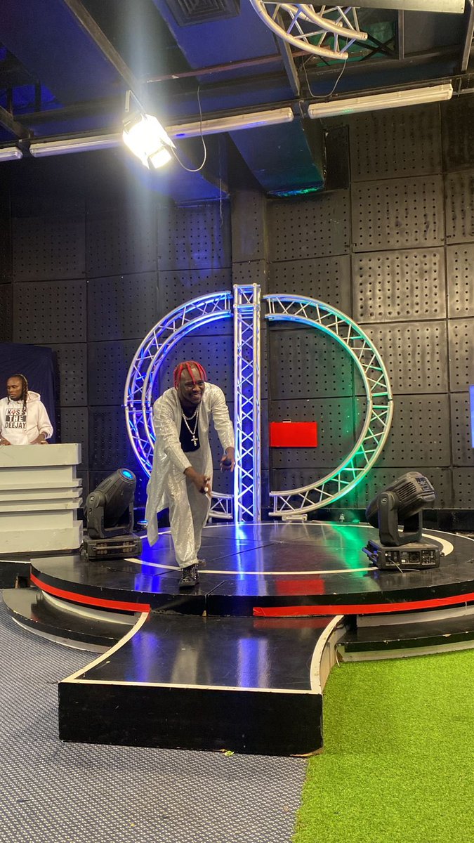 ten_ballz's tweet photo. Thank you for the love @ktnhome_ @MbathaLaura @SilasKwodi #MineAlone #TenBallz https://t.co/v3GuuVN9oV