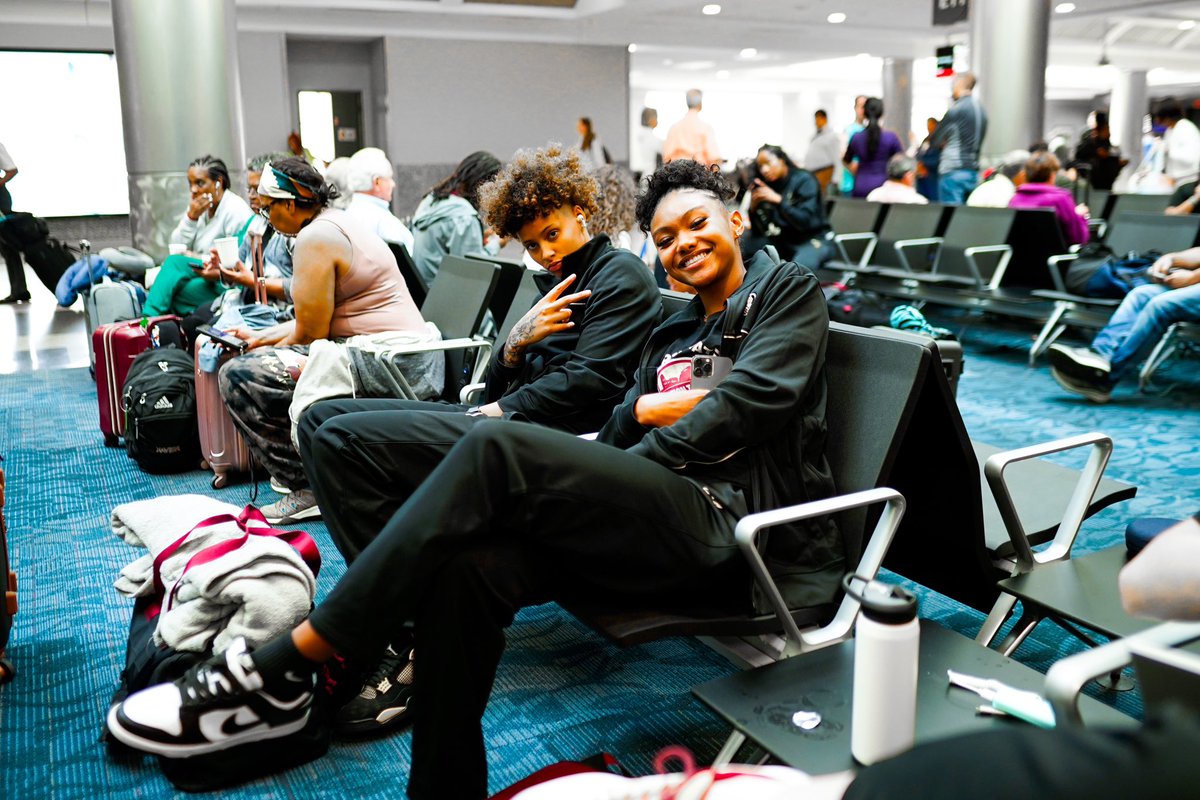 fsuwbb's tweet photo. Athens here we come βοΈ
#NoleFAM | #InternatioNOLE https://t.co/KxKUZZbWal