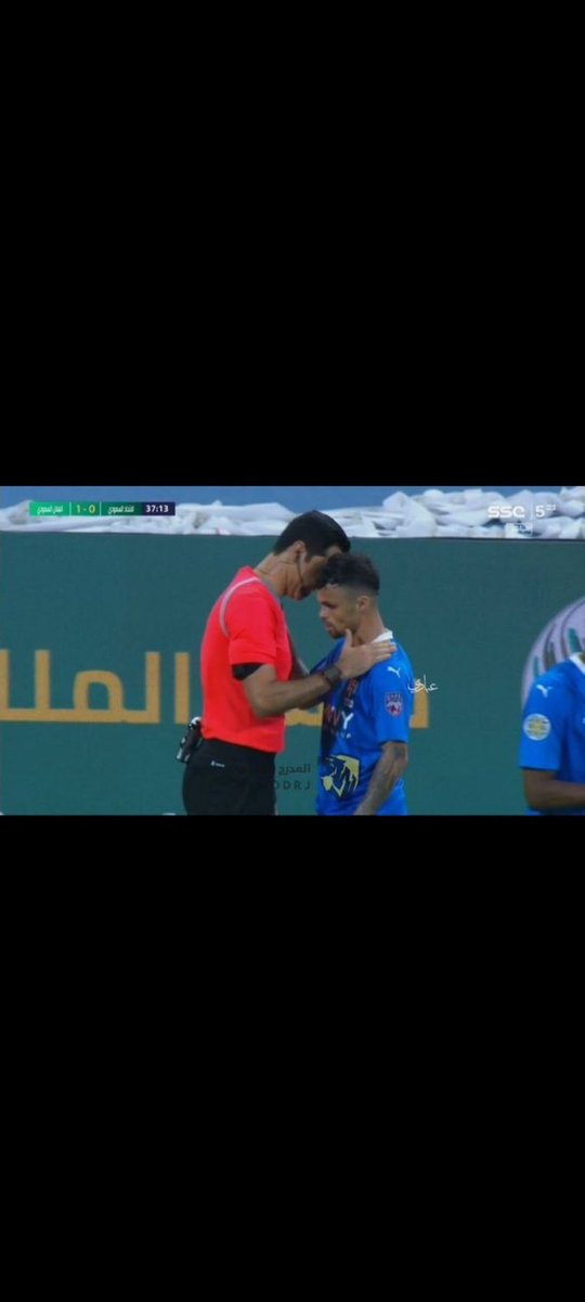 raeaq99's tweet photo. قل للمدرب يطلعك لاتحرجني اكثر من كذا https://t.co/6qXg8VYwlA