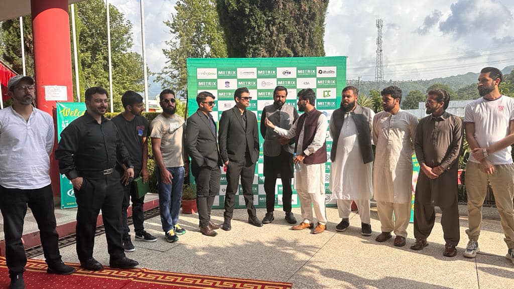 rafaybaloch's tweet photo. Thank you #MetrixPakistan for invitation to Abbotabad. I am deeply honored to have had the opportunity to share my insights and experiences. The enthusiasm and curiosity displayed by the participants were truly commendable https://t.co/PWLffhVMfe