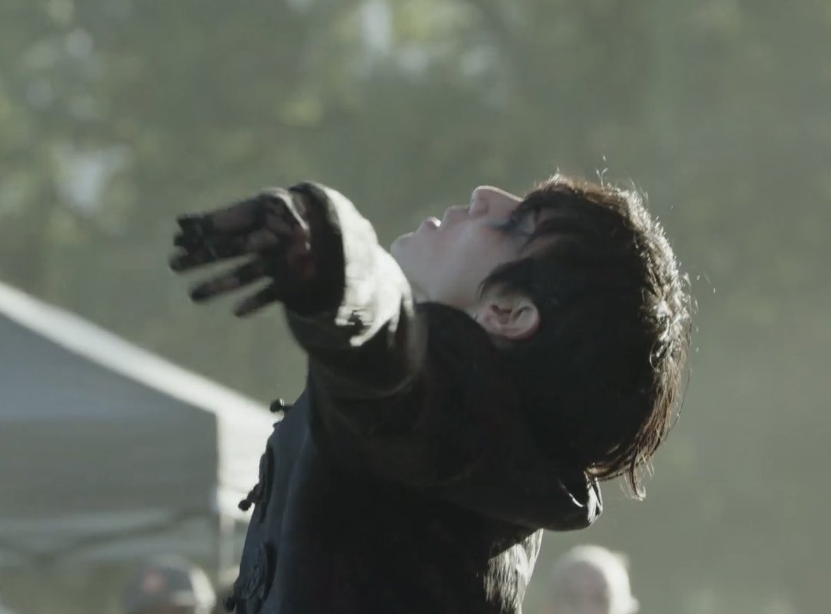 †𝔥𝔬𝔯𝔯𝔬𝔯༉ tweet media