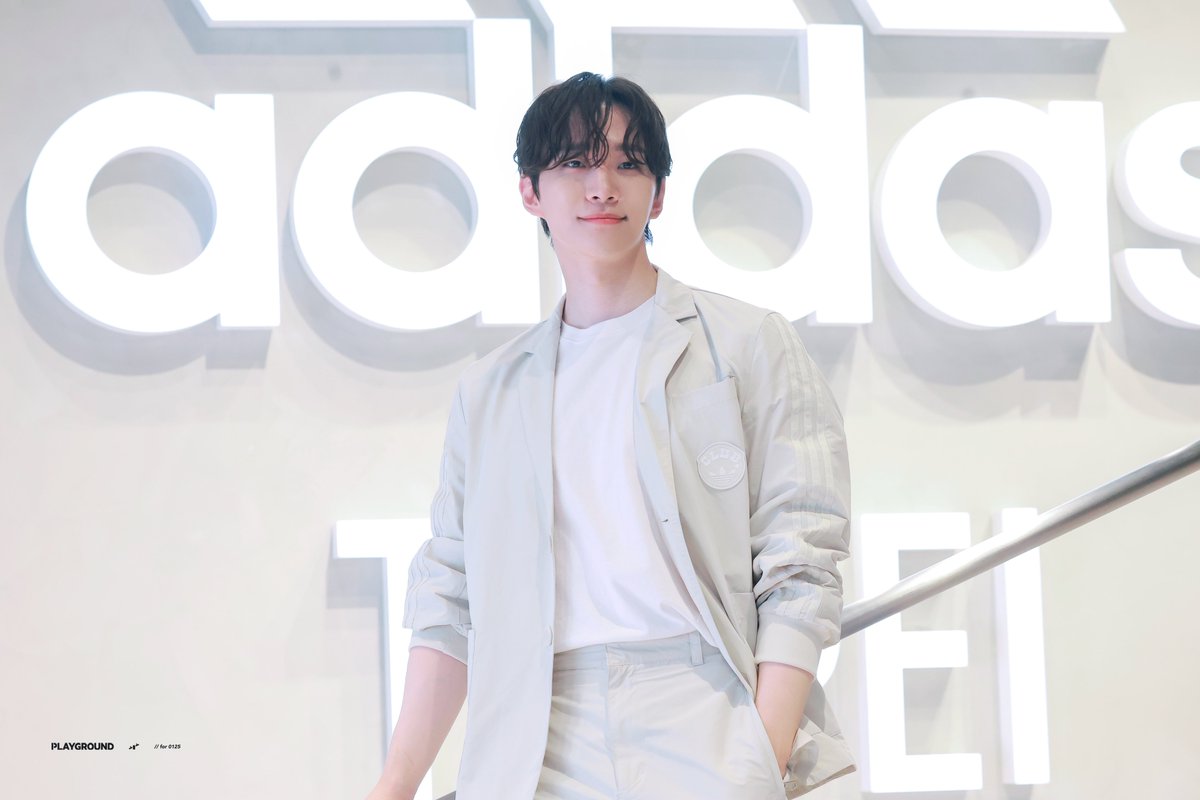 playground_nat's tweet photo. [HQ1] 230804 Adidas original event in Taipei 🥹
#준호 #이준호 #JUNHO #LEEJUNHO https://t.co/uijDAM9Wdc