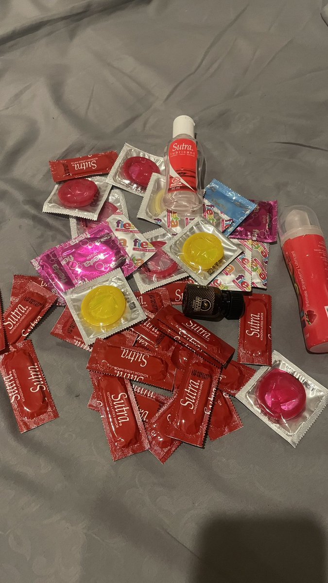 Dekapakuu's tweet photo. stock condomku😭 https://t.co/dy1sNix7Dw
