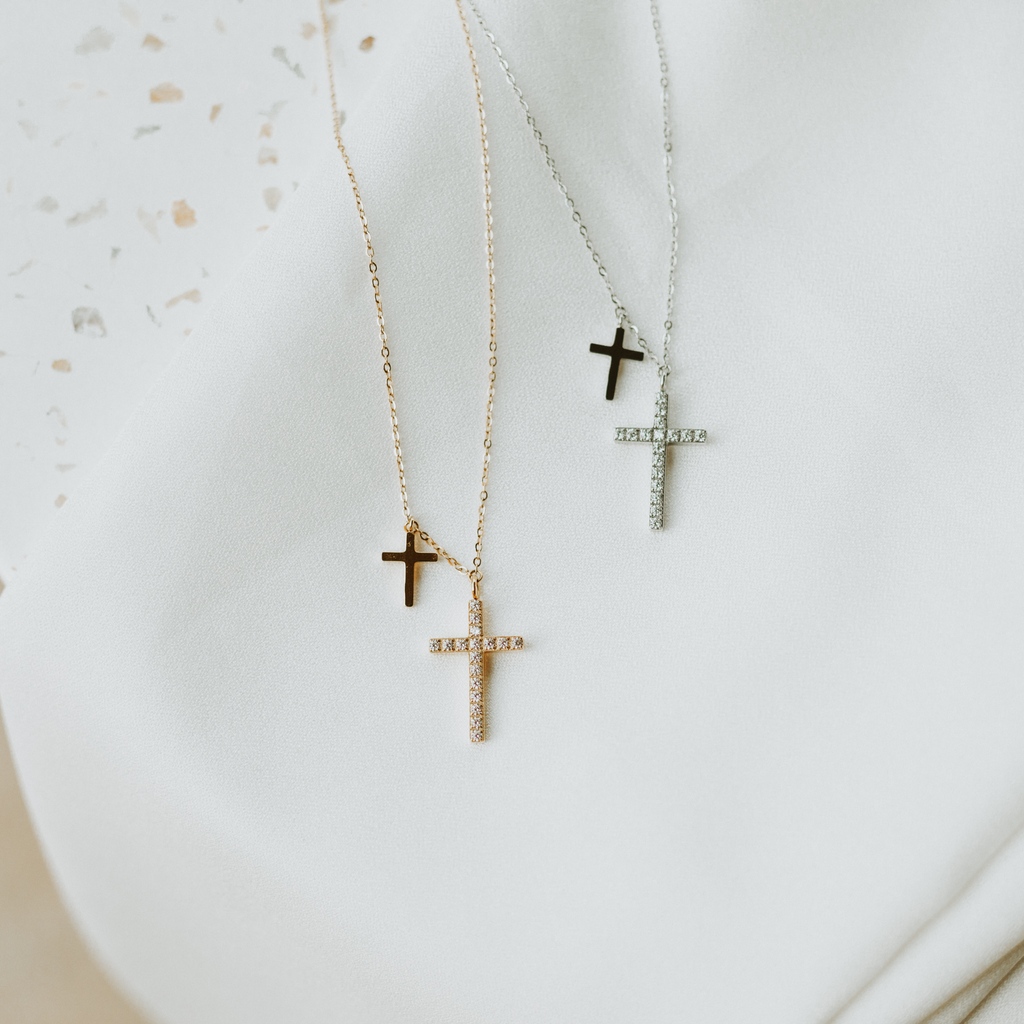 “Faith is believing in what you do not see; the reward of this faith is to see what you believe.” —St. Augustine shorturl.at/awzLR

#mysaintmyhero #faithnecklace