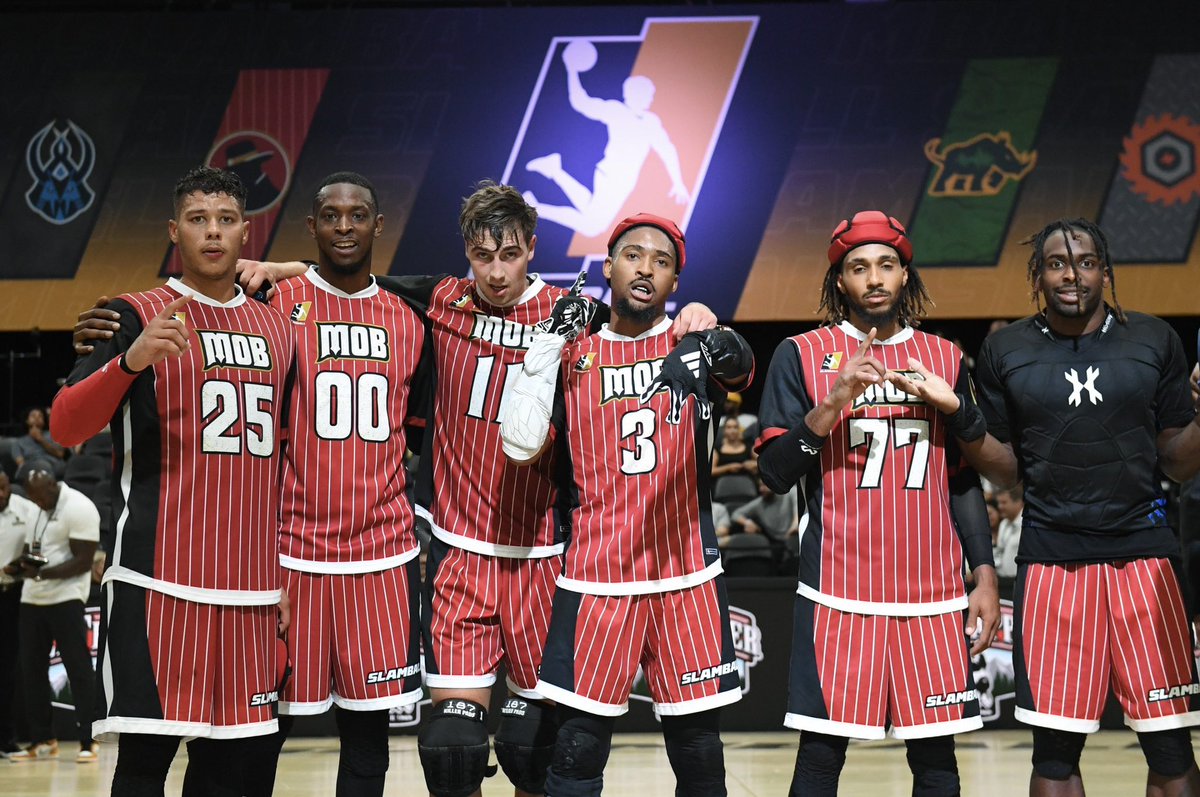 The MOB so far this season:
W 73-36
W 62-23
W 72-51
W 50-31
W 49-36
W 44-31 
W 68-27
W 63-27
W 53-30
W 56-36
W 66-33
W 57-23

12-0. SIX 30+ point wins. Winning by an average of over 28 ppg. 

INSANE domination.