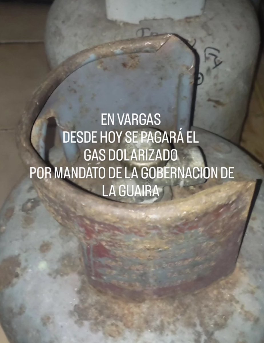 #5Ago
#pitazovargas
En las comunidades empezaron a devolver el dinero que correspondía a la dotación de gas para este mes. La razón es que se pagará el mismo día que lo traiga el camión y según el precio del dólar. La orden al parecer vino de la Gobernación de La Guaira #Vargas