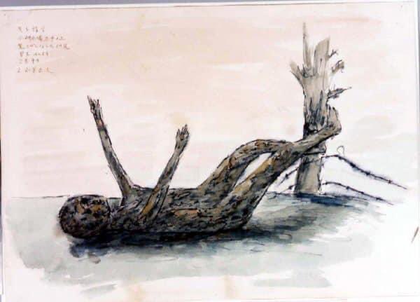 ReidezelM's tweet photo. DIBUJOS HECHOS POR SOBREVIVIENTES DE LAS BOMBAS DE HIROSHIMA Y NAGASAKI

Como parte de su terapia, se pidió a sobrevivientes que dibujaran lo que más recordaban, la mayoría eran niños y sus dibujos se exhiben en una exposición del Hiroshima Peace Memorial Museum, en Japón.
La mañana del 6 de agosto de 1945, el Enola Gay arrojó su "Little Boy" sobre la ciudad de Hiroshima causando miles de muertes en segundos. La bomba lanzada hoy hace 77 años acabó de forma inmediata con la vida de más de 80,000 personas, el número aumentaría hacia finales de 1945, cuando el balance de muertos se elevó a 140,000 y en los años posteriores las víctimas por la radiación sumaron más del doble. Tres días después del ataque sobre Hiroshima, el 9 de agosto Estados Unidos lanzó una segunda bomba nuclear sobre la ciudad de Nagasaki, lo que forzó la rendición de Japón seis días después y puso fin a la Segunda Guerra Mundial.

El mayor crimen de Estados Unidos contra la población civil del Japón.