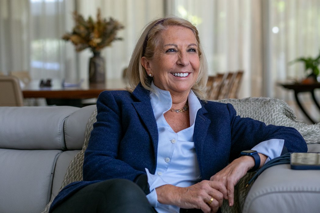 As Roger Morris points out in his #wine column, it's hard to think about Argentine Torrontes or  Malbec, or Argentinean wine in general, without thinking of Susana Balbo of @SBalboWines.
WineReviewOnline.com/Roger_morris_w…