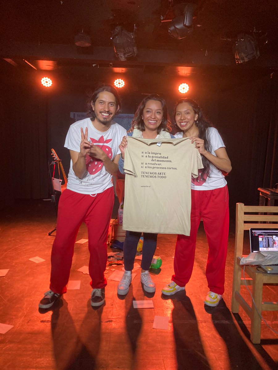 laBvaleria's tweet image. ¿Qué es #SorteoLocal? Una obra de teatro donde apostamos un billete de la #LoteriaNacional en tiempo real con la intención de invocar la buena suerte y llevarnos el premio mayor.
¿Cuándo? Domingo a las 20:00hrs en @el77cultural