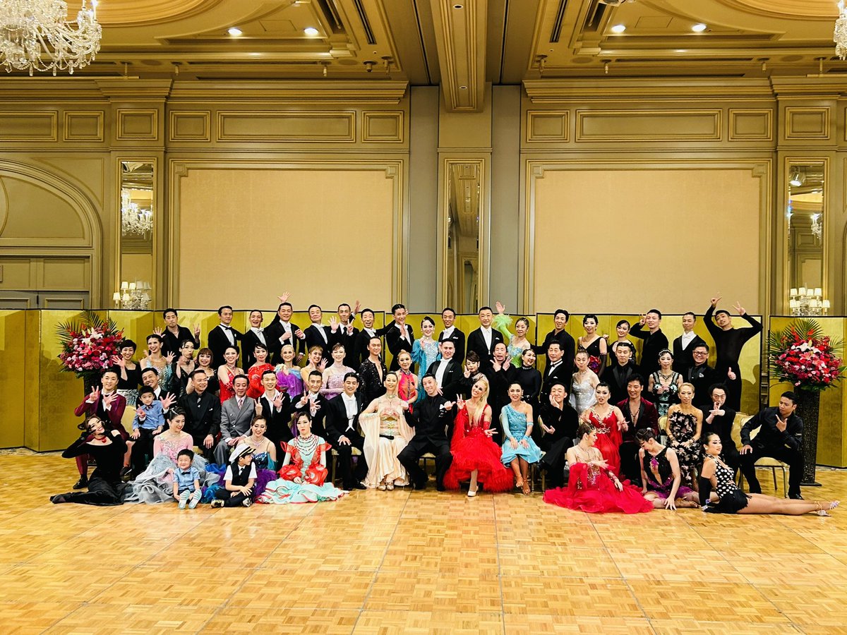 武田ダンススクール25周年記念・Ensemble TO Summer Dance Party にご参加くださいました皆様ありがとうございました。
お陰様で盛会裏に終わることができました✨
これからも、皆様がダンスを楽しんでいけるよう務めていきたいと思います。
